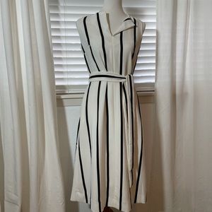 EUC Banana Republic Dress Black and White
